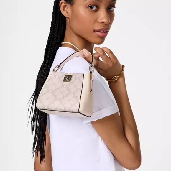 Kate Spade Cream Mini Bag NWT. Adorable 
Bag to carry for a night out!! - Picture 8 of 8